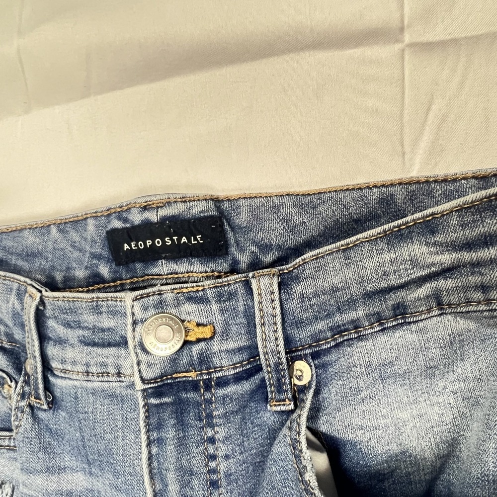 AÉROPOSTALE Super High Rise Jegging Women's Size 8 Distressed Ripped Denim - Picture 2 of 11